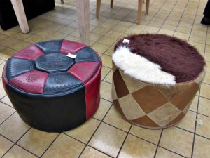Sitzkissen 70er Pouf Hocker retro Leder Fell