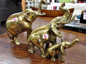 Elefant Messing diverse