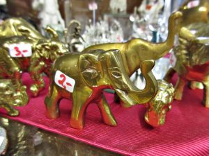 Elefant Messing diverse