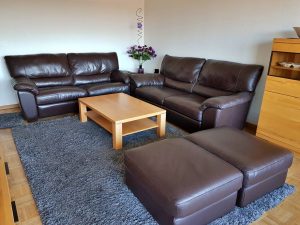 Couch Italsofa Zweisitzer Hocker Leder braun