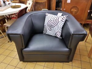 Wohnmöbel Sessel Kunstleder schwarz neu bezogen