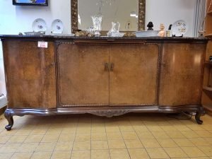 Wohnmöbel Kommode Geschirrschrank Wurzelholz dunkel antik