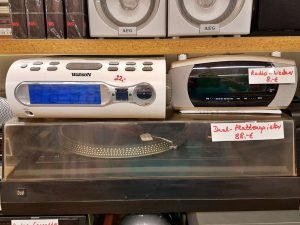 Hifi Kompaktanlagen Plattenspieler verschiedene Hersteller