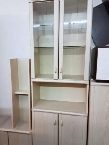 Wohnwand Holz Esche weiss Glasvitrine