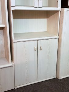 Wohnwand Holz Esche weiss Ablage