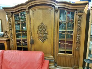 Schrank Herrenzimmer Eiche massiv