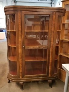 Glasvitrine Rundvitrine Nussbaum antik