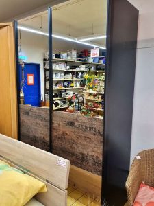 Kleiderschrank Schwebetüren schwarz Spiegel