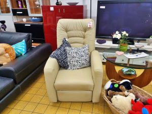 Fernsehsessel mit Aufstehhilfe Himolla Leder beige