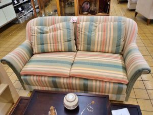 Sofa Couch 2Sitzer Stoff gestreift