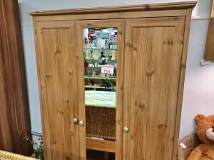 Kleiderschrank Dielenschrank Holzoptik mit Spiegel