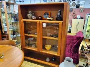 Highboard mit Gals Danish Design Dyrlund 80er Jahre