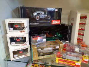 Spielzeug Modellautos Herpa Schuco