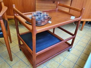 Danish Design Möbel Teak Servierwagen Silkeborg Johannes Andersen