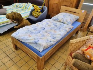 Einzelbett Weichholz massiv