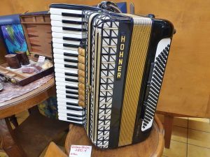 Hohner Akkordeon neuwertig