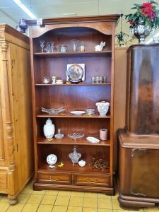 Regal Bücherregal Nussbaum