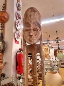 Skulptur Schnitzerei Holz 240 cm hoch