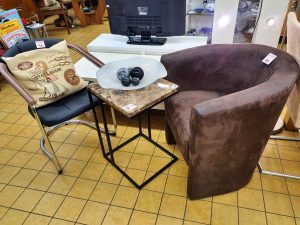 Sessel Beistelltisch Kleinmöbel