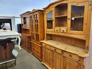 Schränke Buffetschränke verschiedene Ausführungen