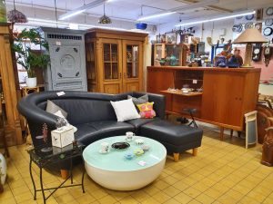 Möbel und Einrichtung 20221119 01