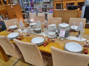 Essservices, Kaffeeservice, Glasserien und Gläser 08