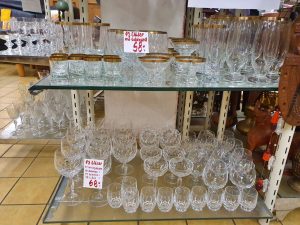 Essservices, Kaffeeservice, Glasserien und Gläser 10