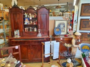 Möbel und Einrichtung 20221210 09