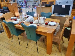 Möbel, Einrichtung und mehr 20221217 01