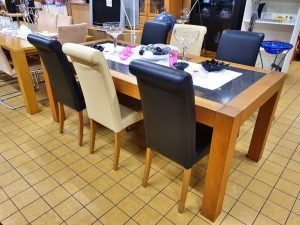 Möbel und Einrichtung 20221230 02