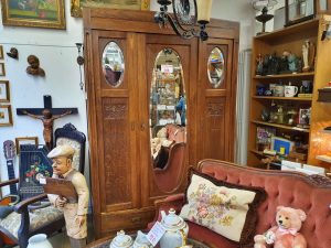 Möbel und Einrichtung 20220114 08