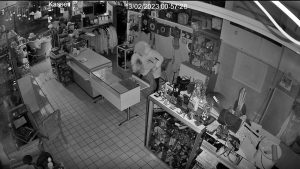 Einbruch Trödel Oase 13.02.2023 00:56 Diebstahl Schmuck
