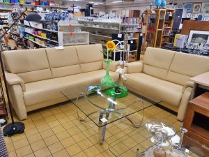 20230402 Möbel und Einrichtung 01