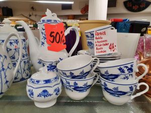 20230515 Porzellan und Geschirr reduziert 12