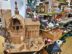 Weihnachtsmarkt 2023 - Weihnachtsdekoration und Weihnachts-Accessoires 04