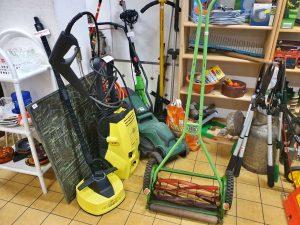 20240428 Möbel und Geräte für die Garten-Saison 06