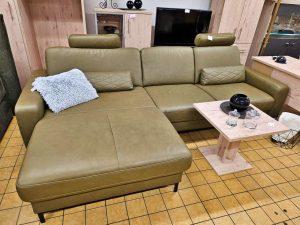 20250317 Möbel Einrichtung 01