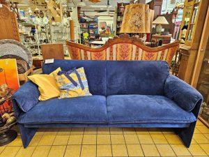 20250621 Möbel und Einrichtung 01