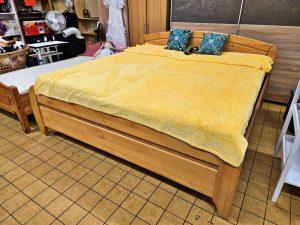 20250824 Möbel und Einrichtung 05