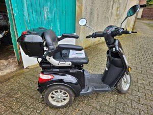 20260605 Trödel Oase E-Scooter Seniorenmobil in schwarz 02