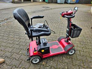 20260605 Trödel Oase E-Scooter Seniorenmobil in rot 01