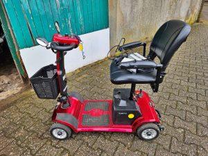 20260605 Trödel Oase E-Scooter Seniorenmobil in rot 02