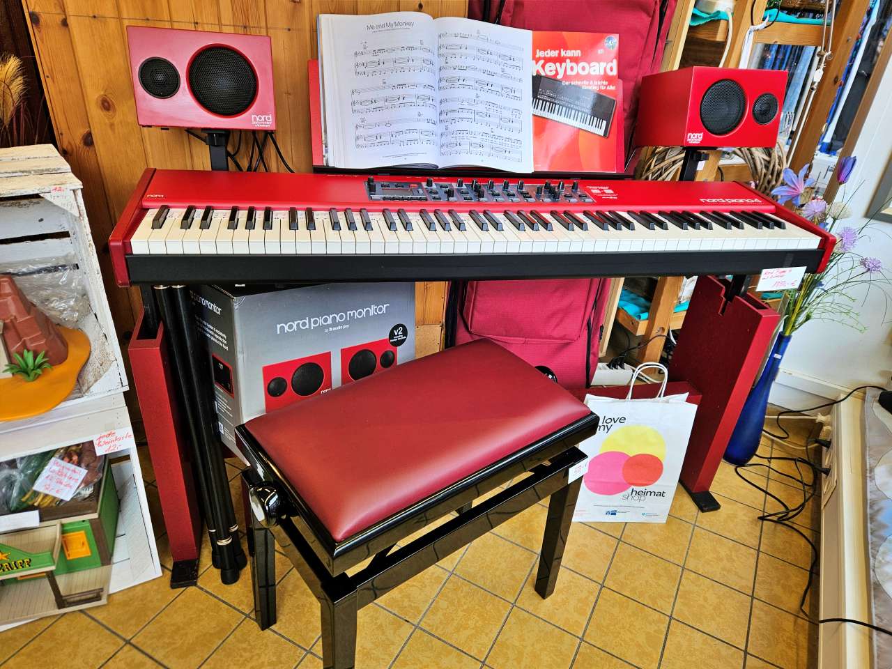 20260612 Klavier Stagepiano Clavio Nord Piano 4 rot 01