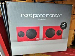 20260612 Klavier Stagepiano Clavio Nord Piano 4 rot 04