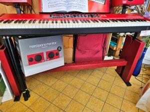 20260612 Klavier Stagepiano Clavio Nord Piano 4 rot 06